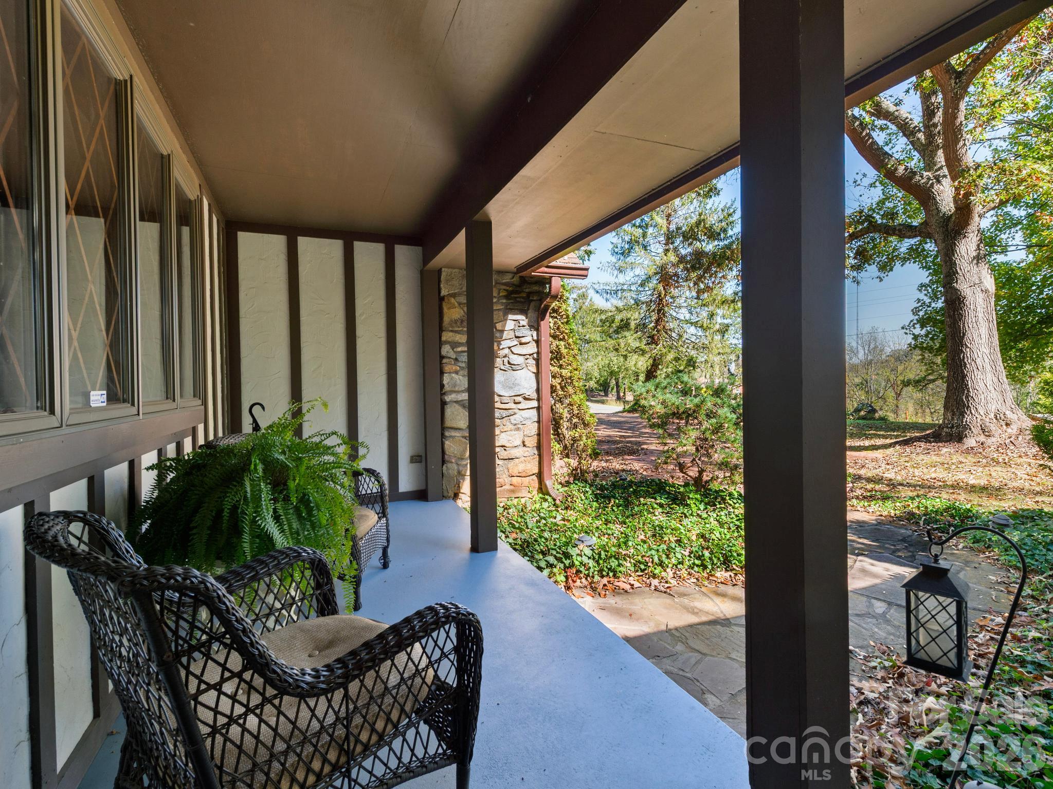 1548 Bear Creek Road