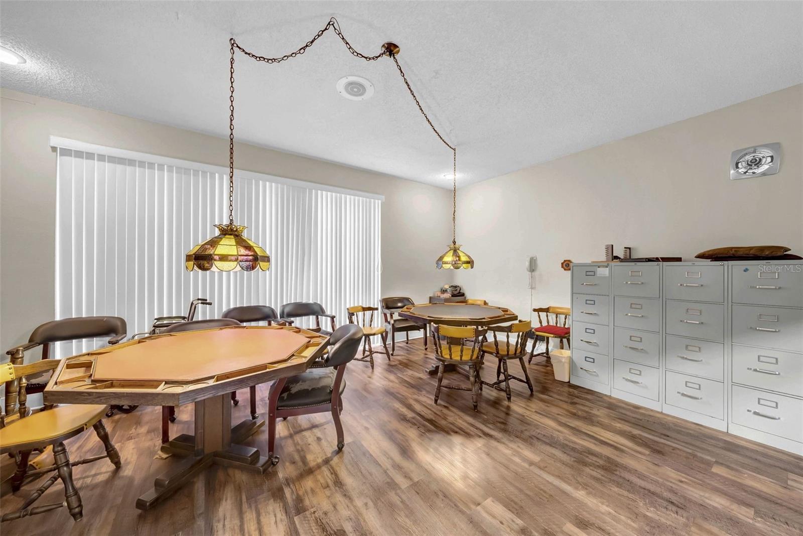 4647 LAKE VILLA DR