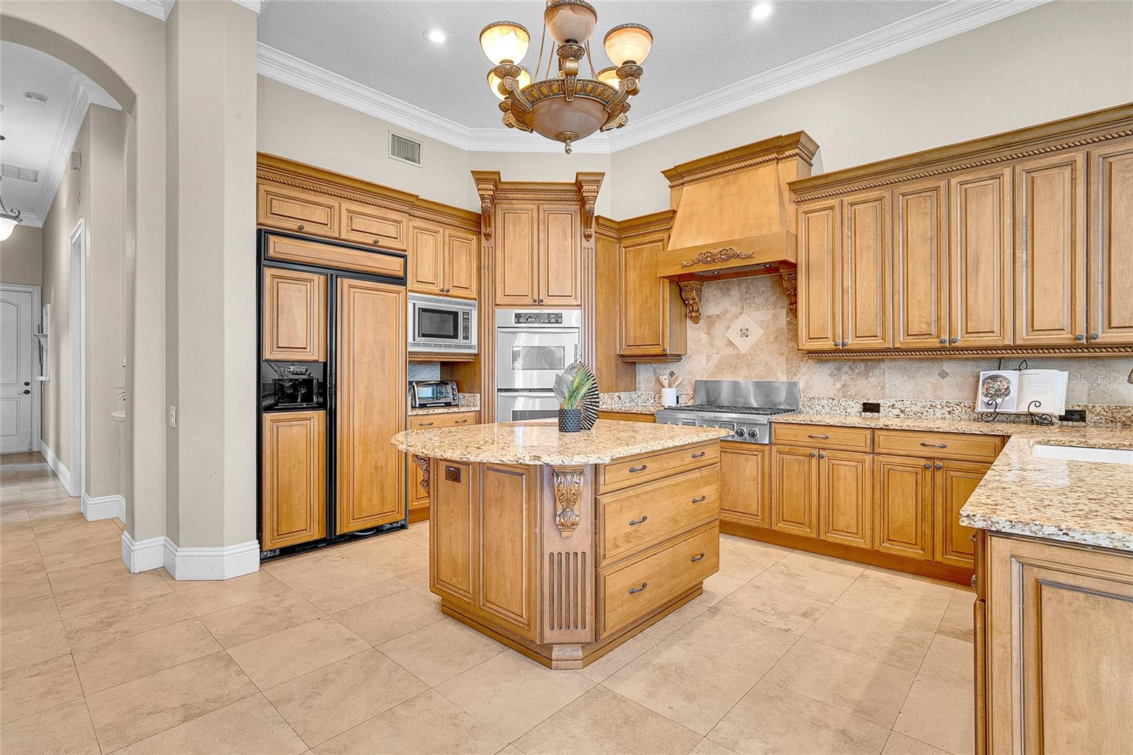 8707 SILVERTHORN RD