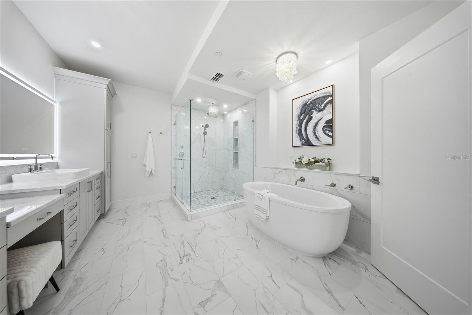 455 PINELLAS BAYWAY S #2A, 2B, 3B, 4A