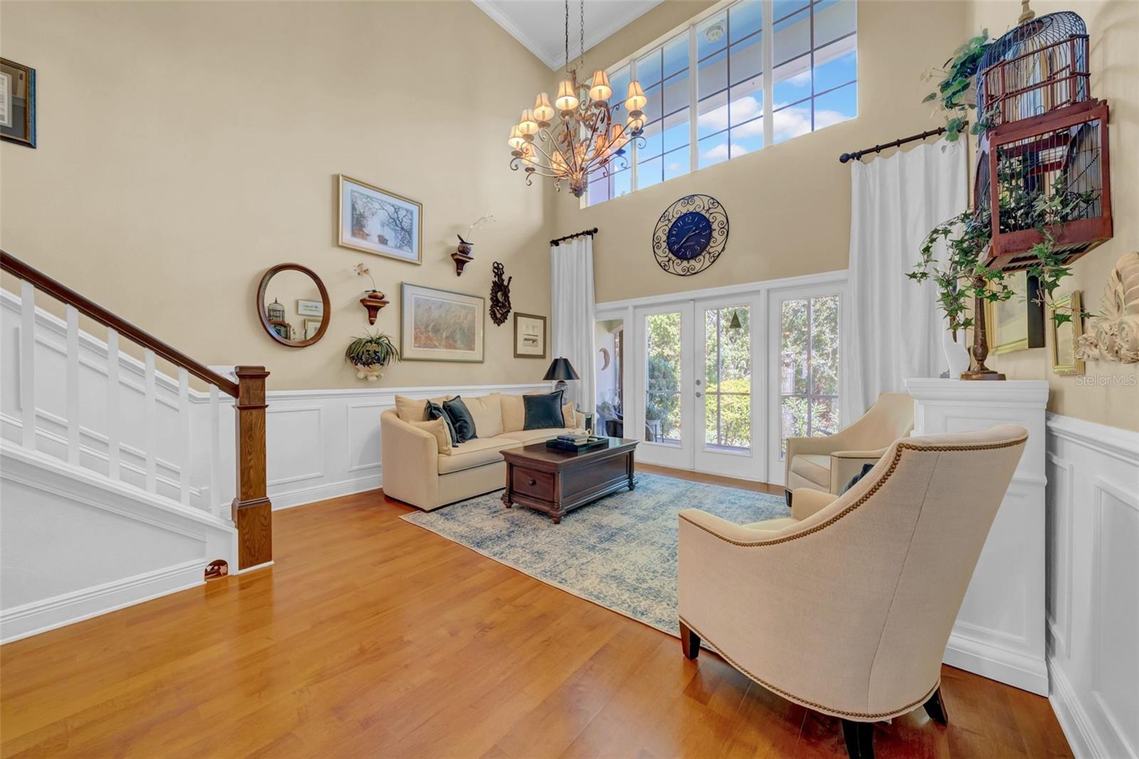 244 VALENCIA CIR