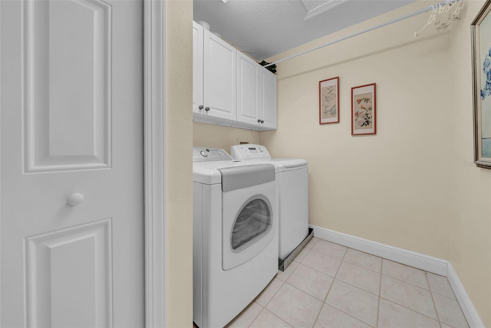 244 VALENCIA CIR