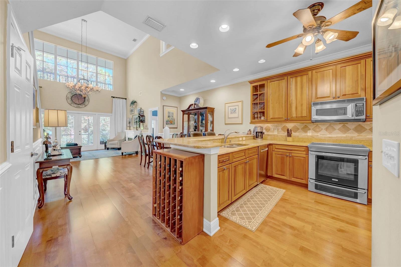 244 VALENCIA CIR