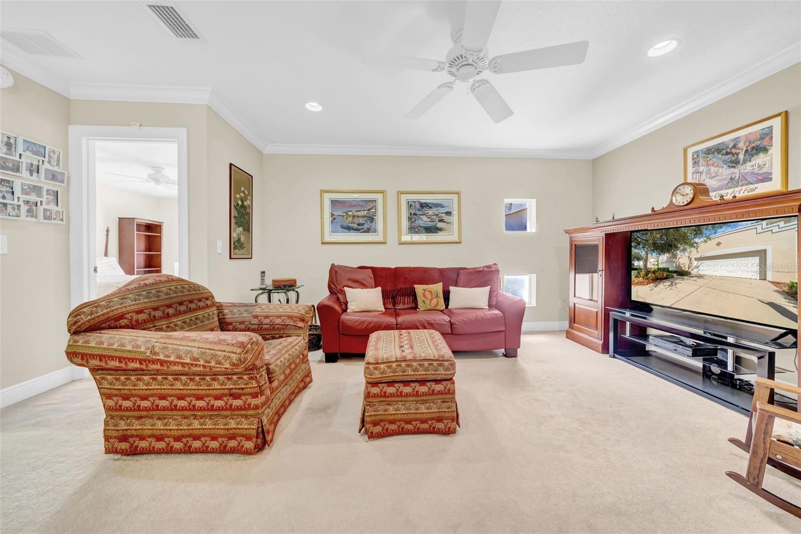 244 VALENCIA CIR