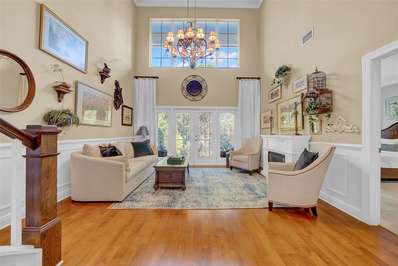 244 VALENCIA CIR
