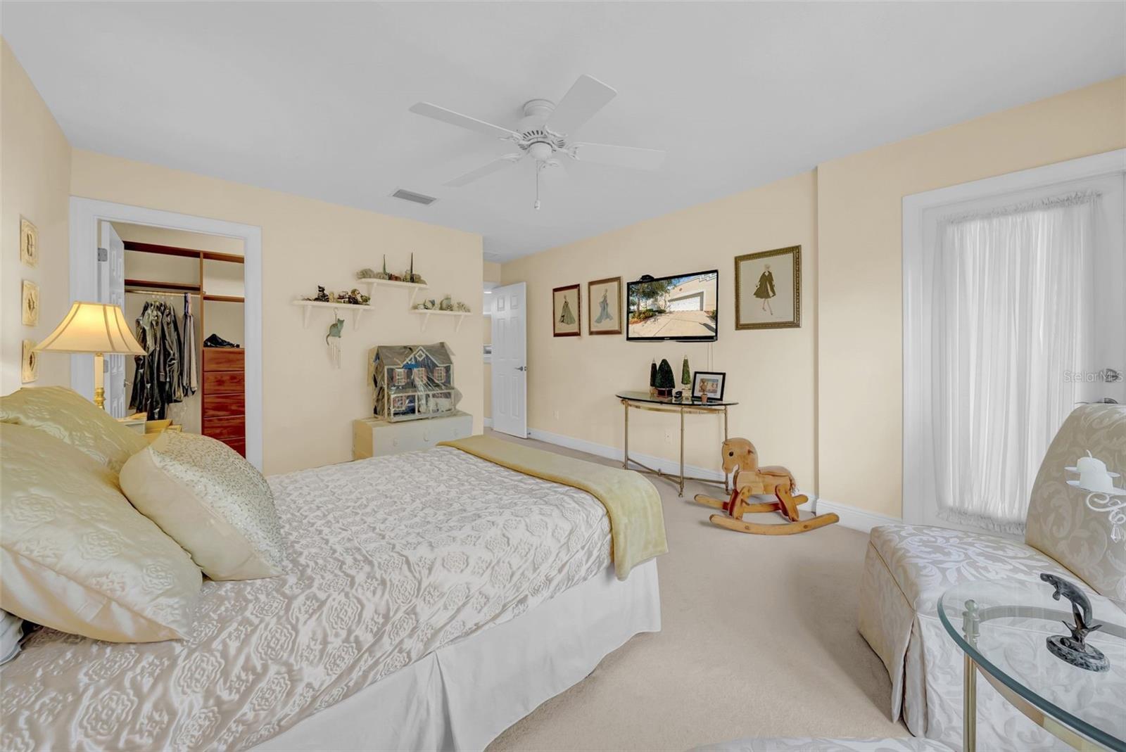 244 VALENCIA CIR