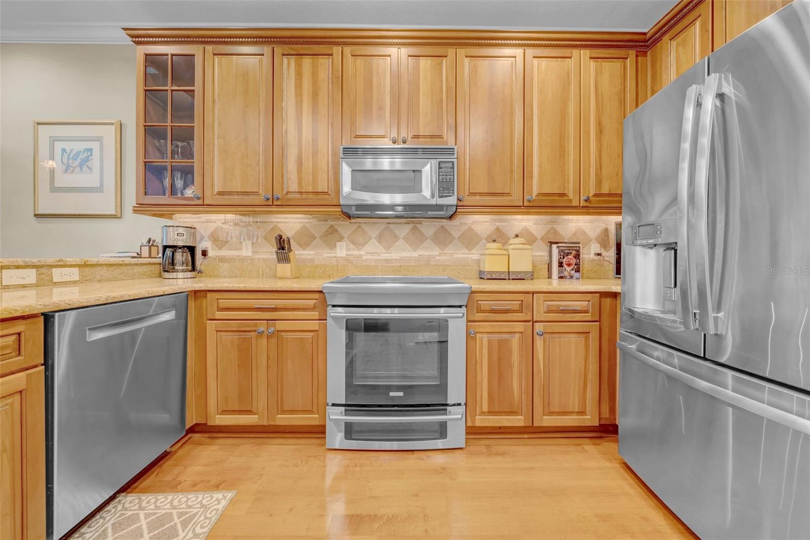 244 VALENCIA CIR