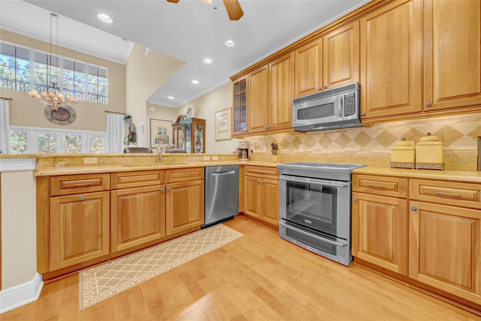 244 VALENCIA CIR