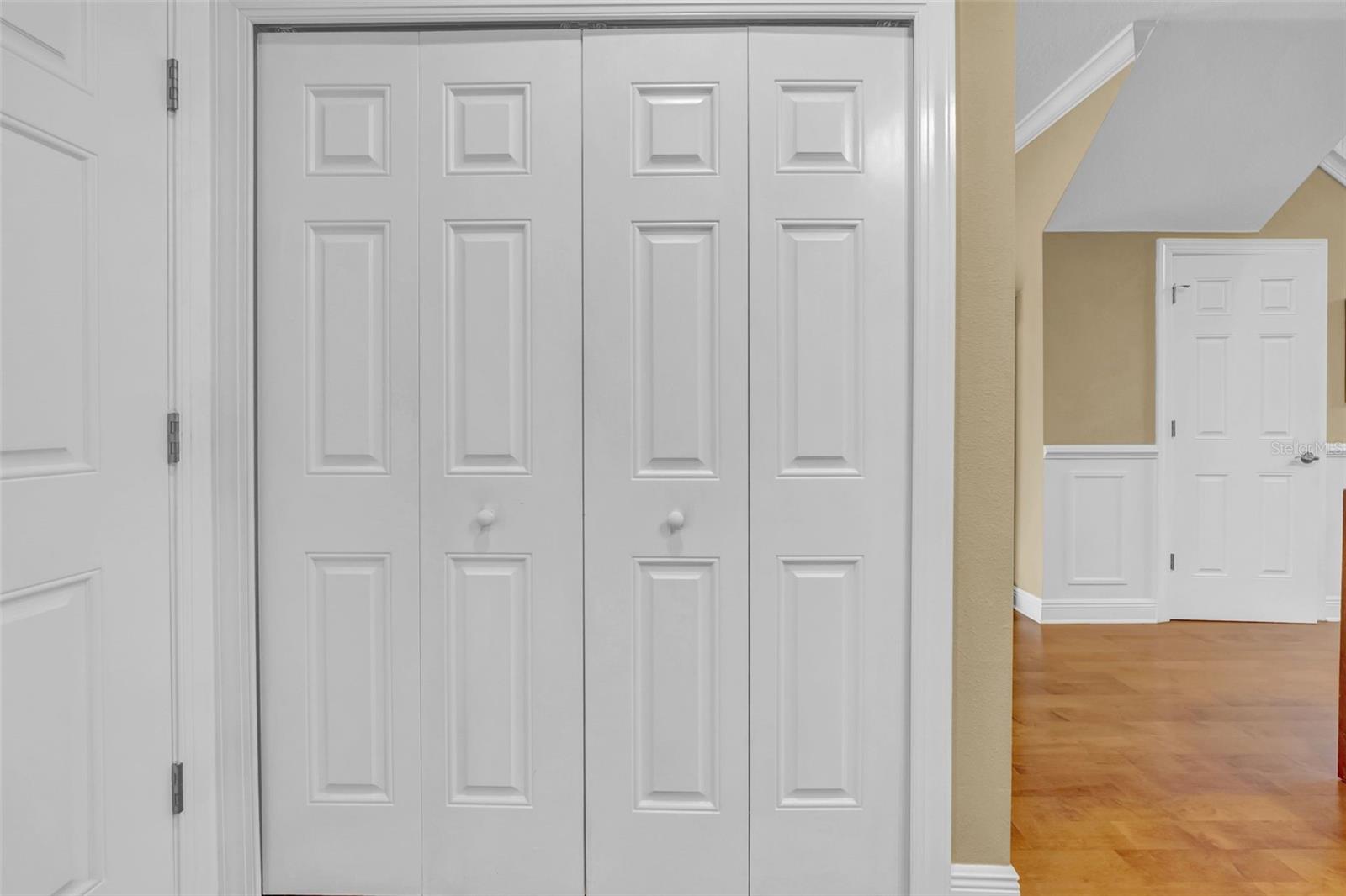 244 VALENCIA CIR
