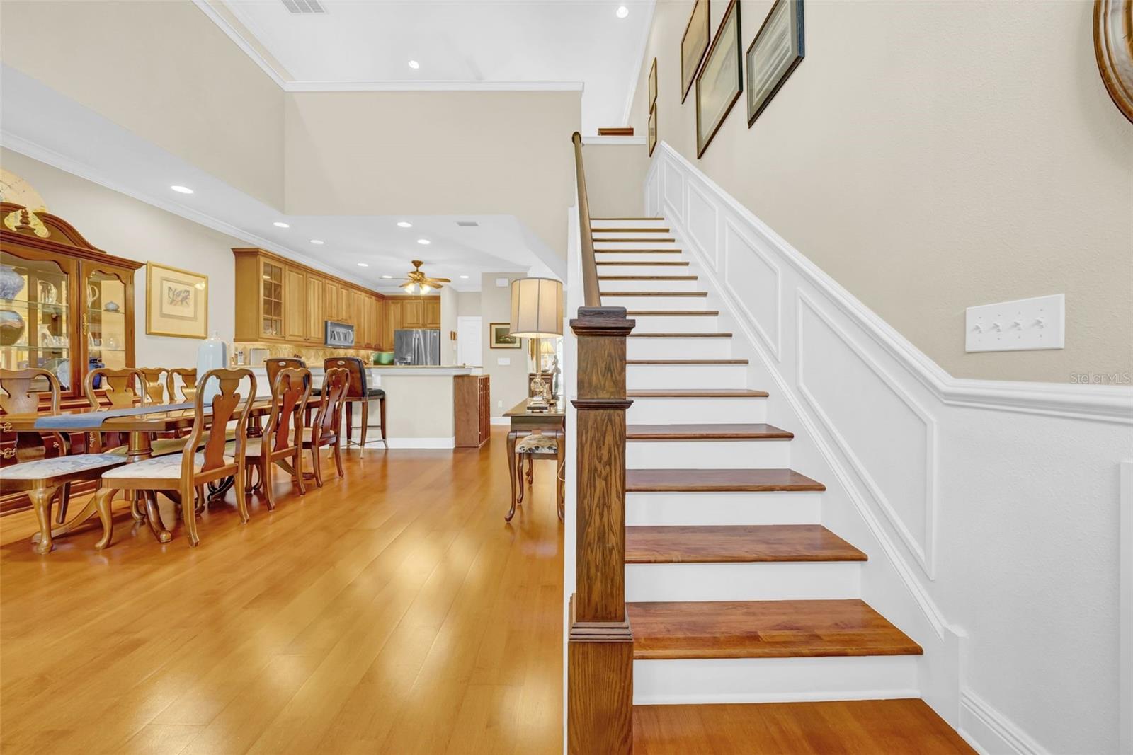 244 VALENCIA CIR