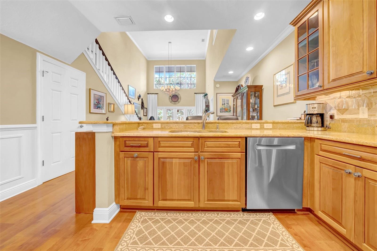 244 VALENCIA CIR