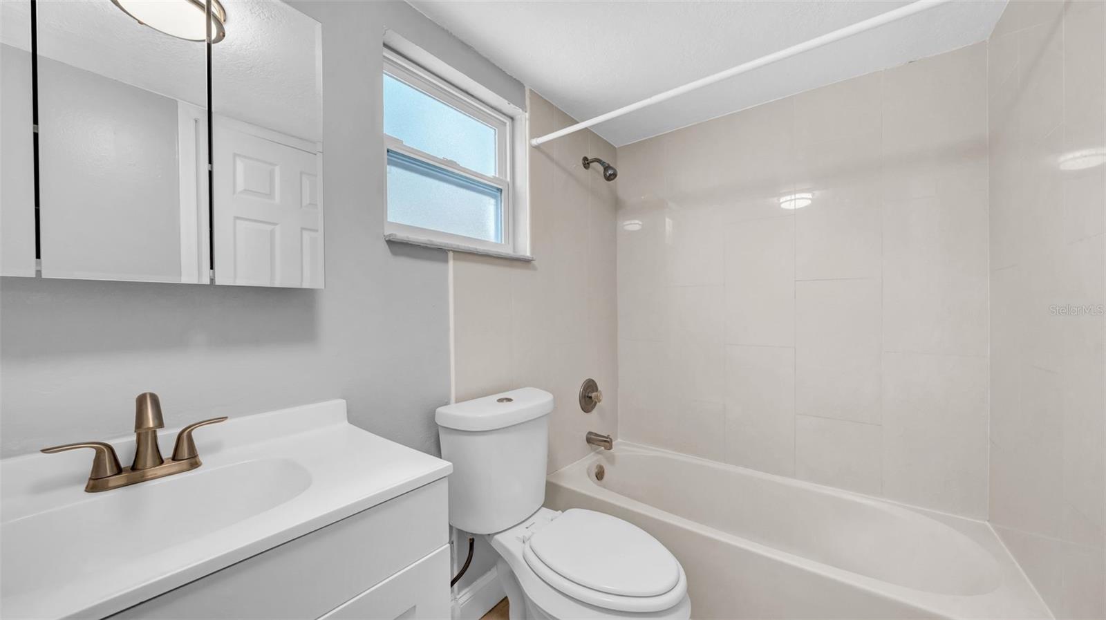 2122 BRADFORD ST #505