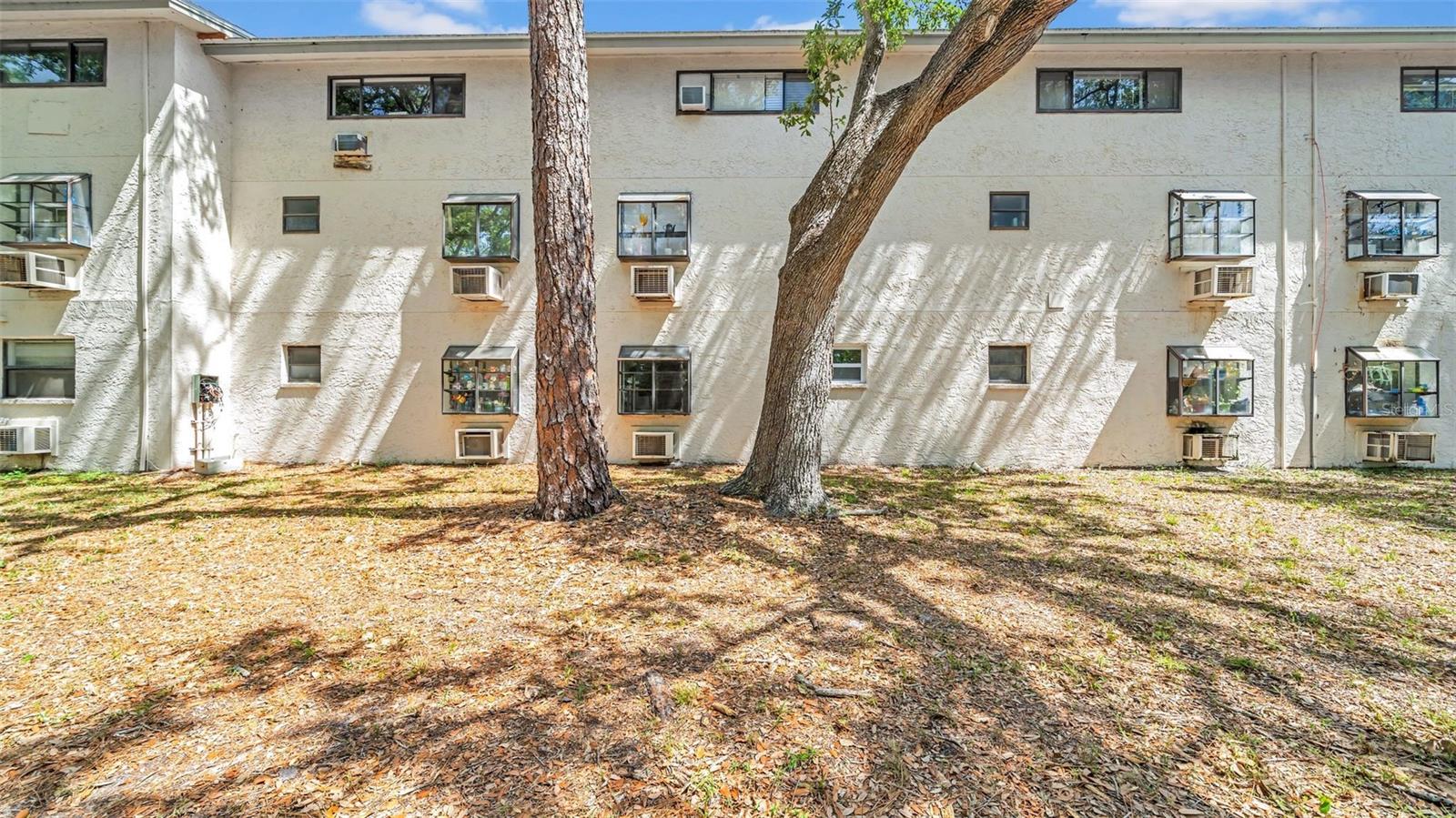 2122 BRADFORD ST #505