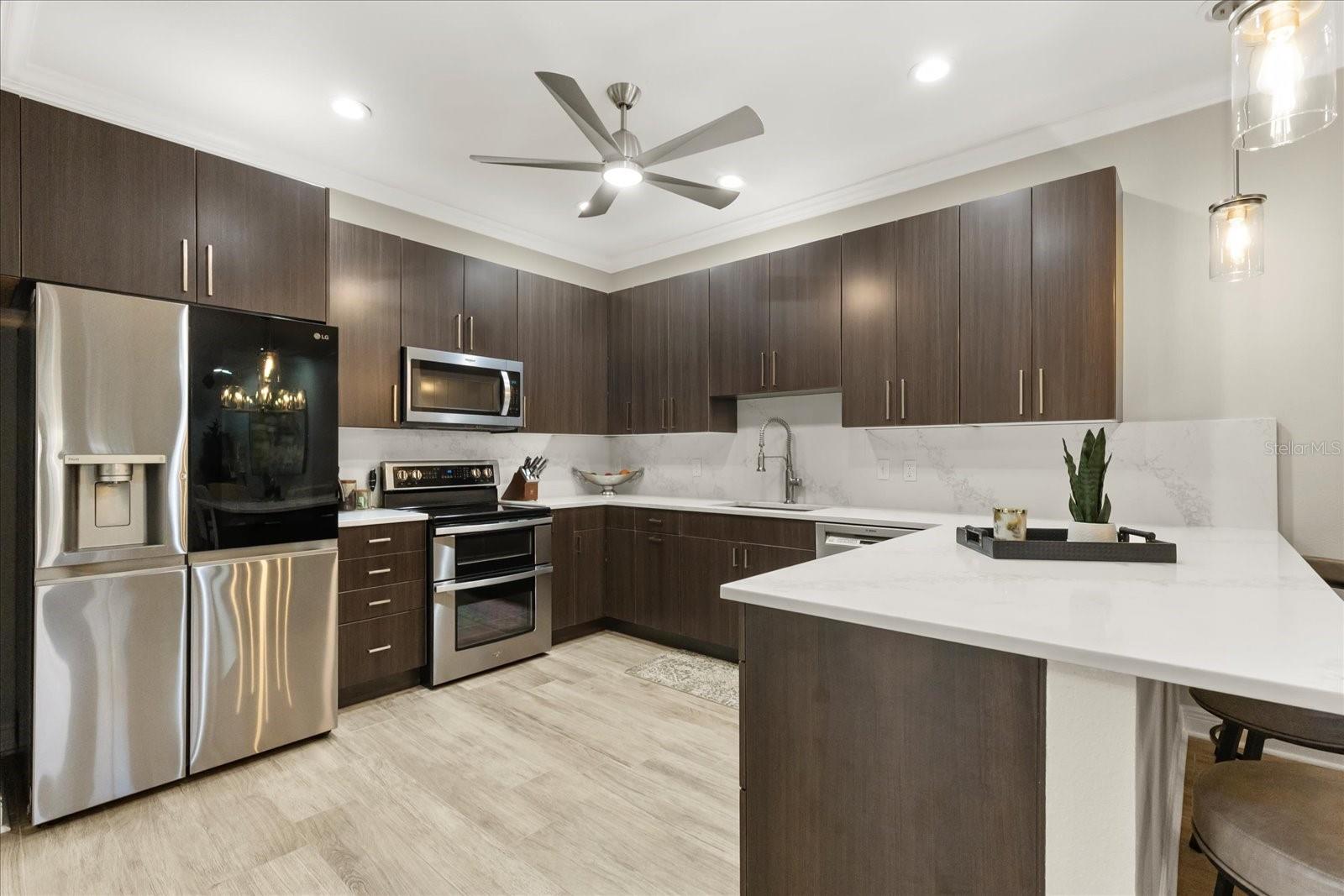 171 VALENCIA CIR