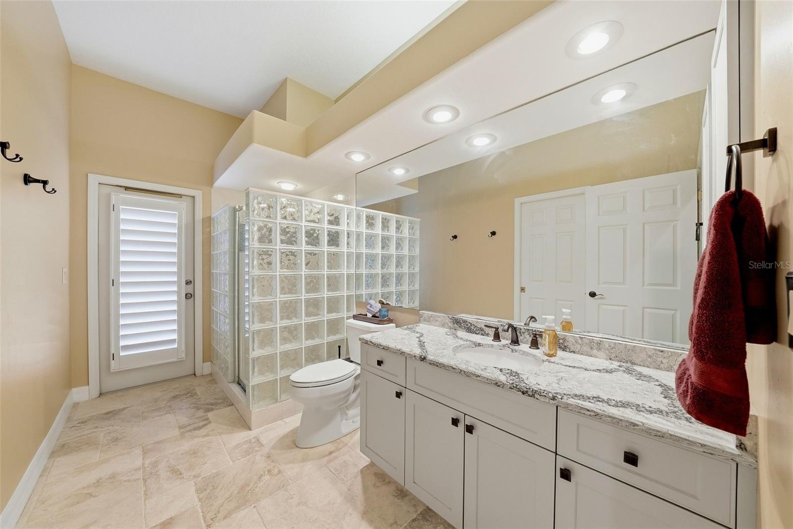 7226 BRYCE PT N