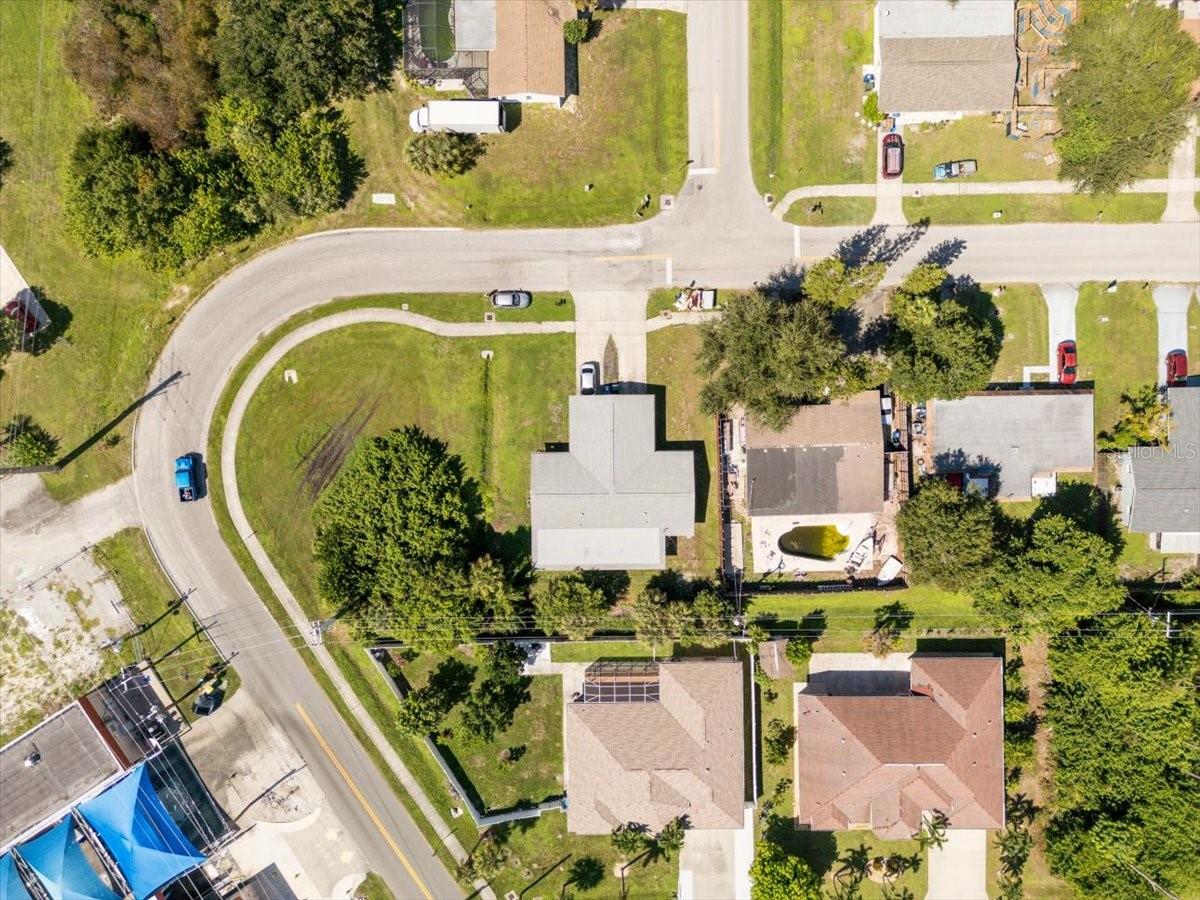 300 & 302 BRIARWOOD RD