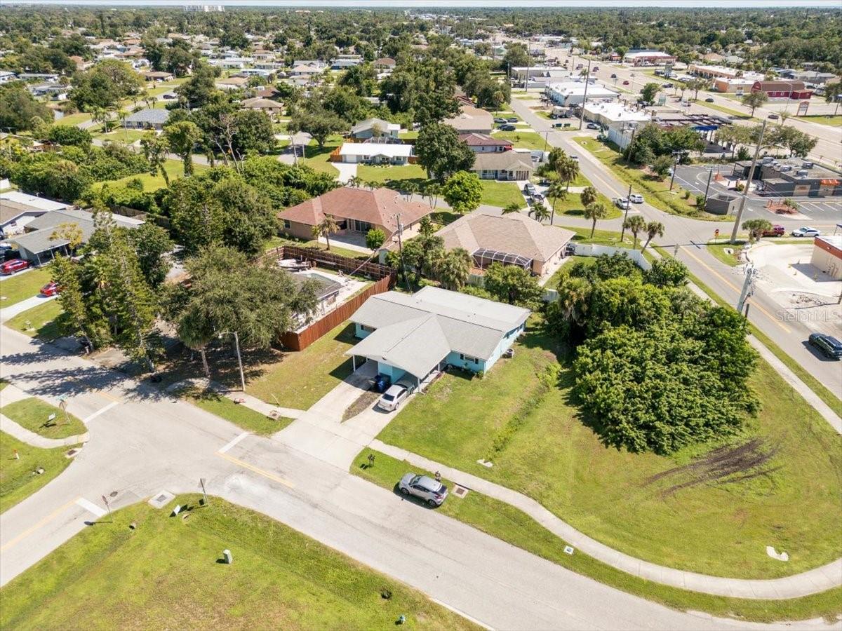 300 & 302 BRIARWOOD RD