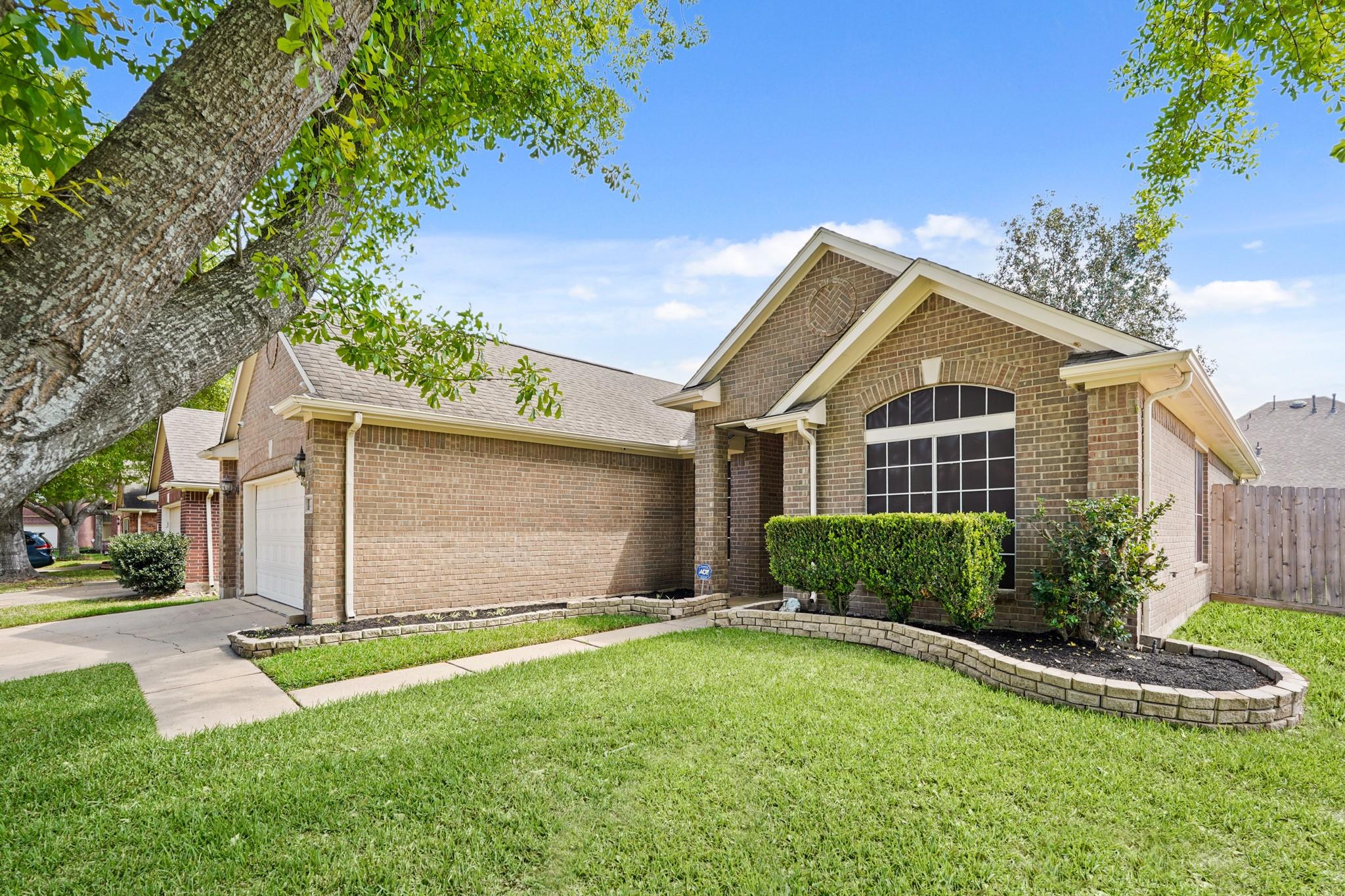 3519 Stratford Plaza Lane