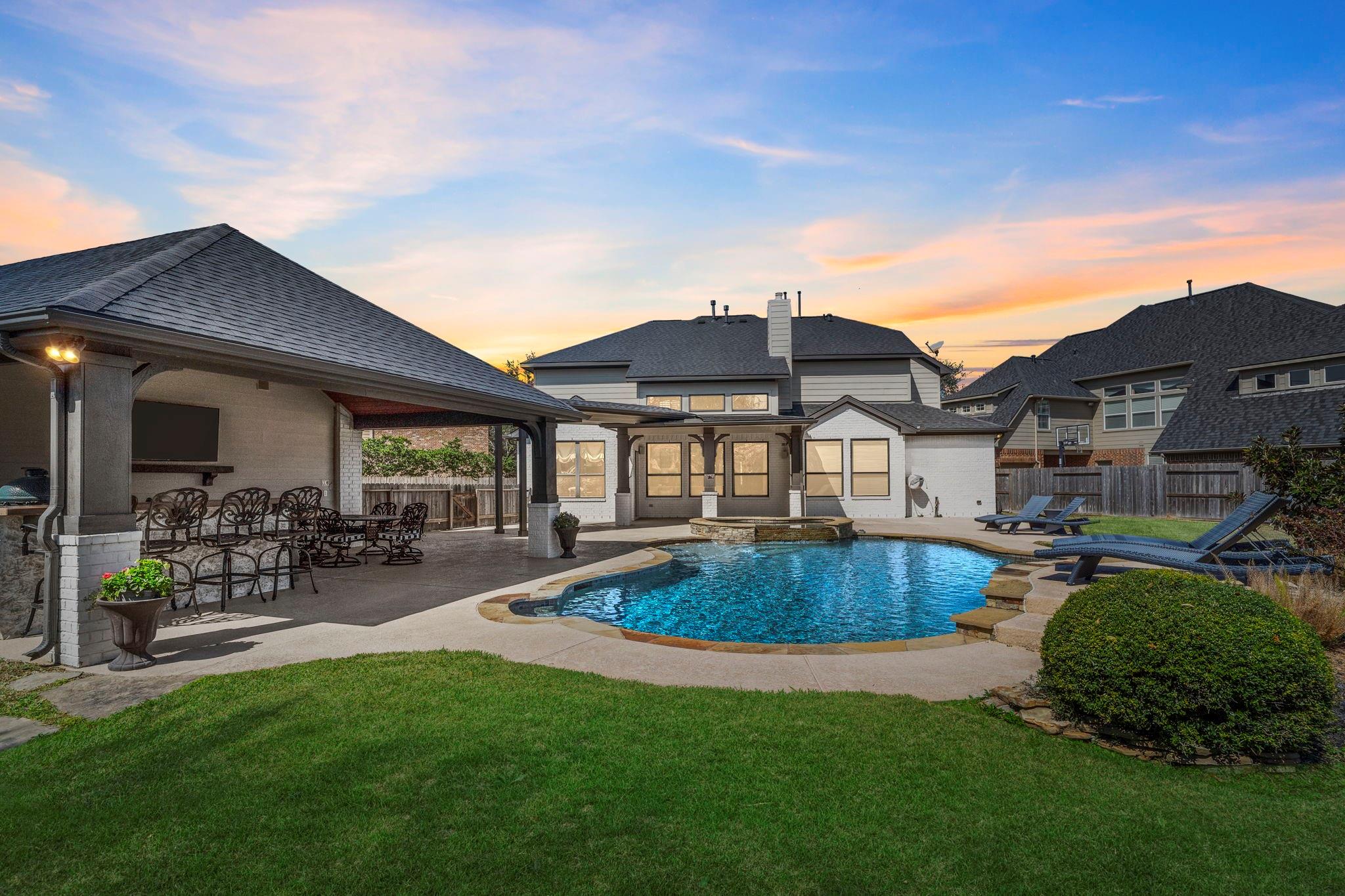 9227 Turtle Pond Lane