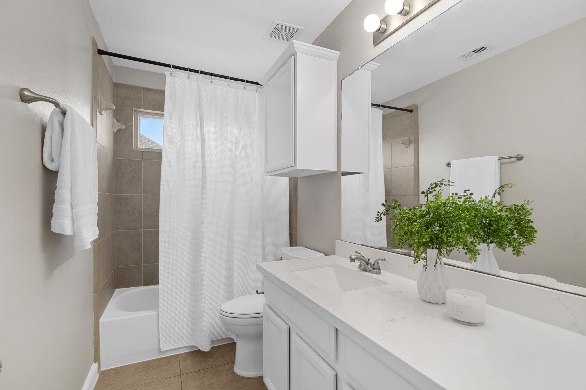 9227 Turtle Pond Lane