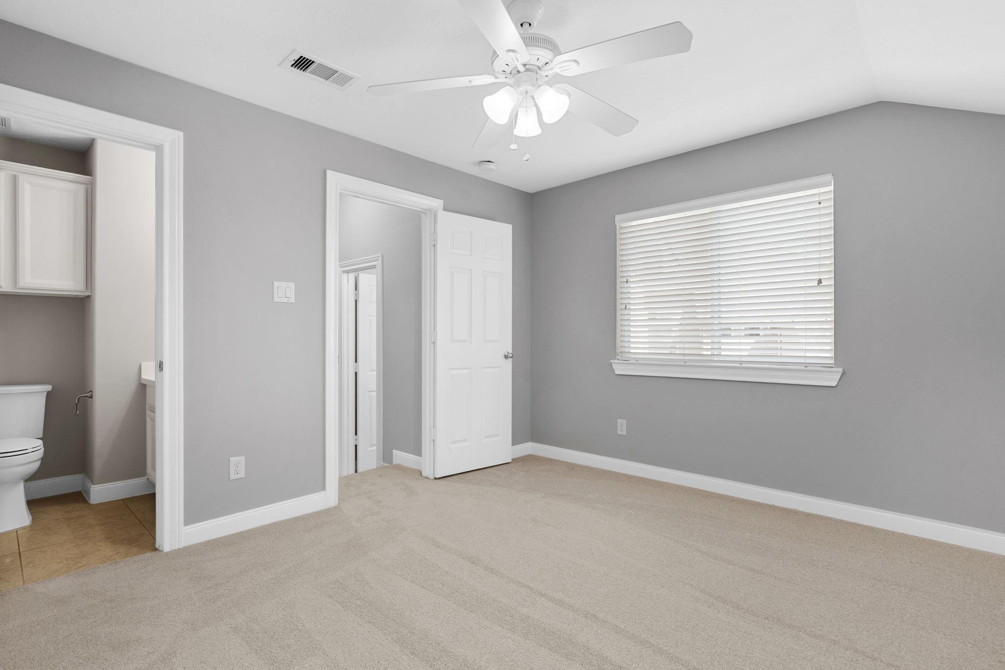 9227 Turtle Pond Lane