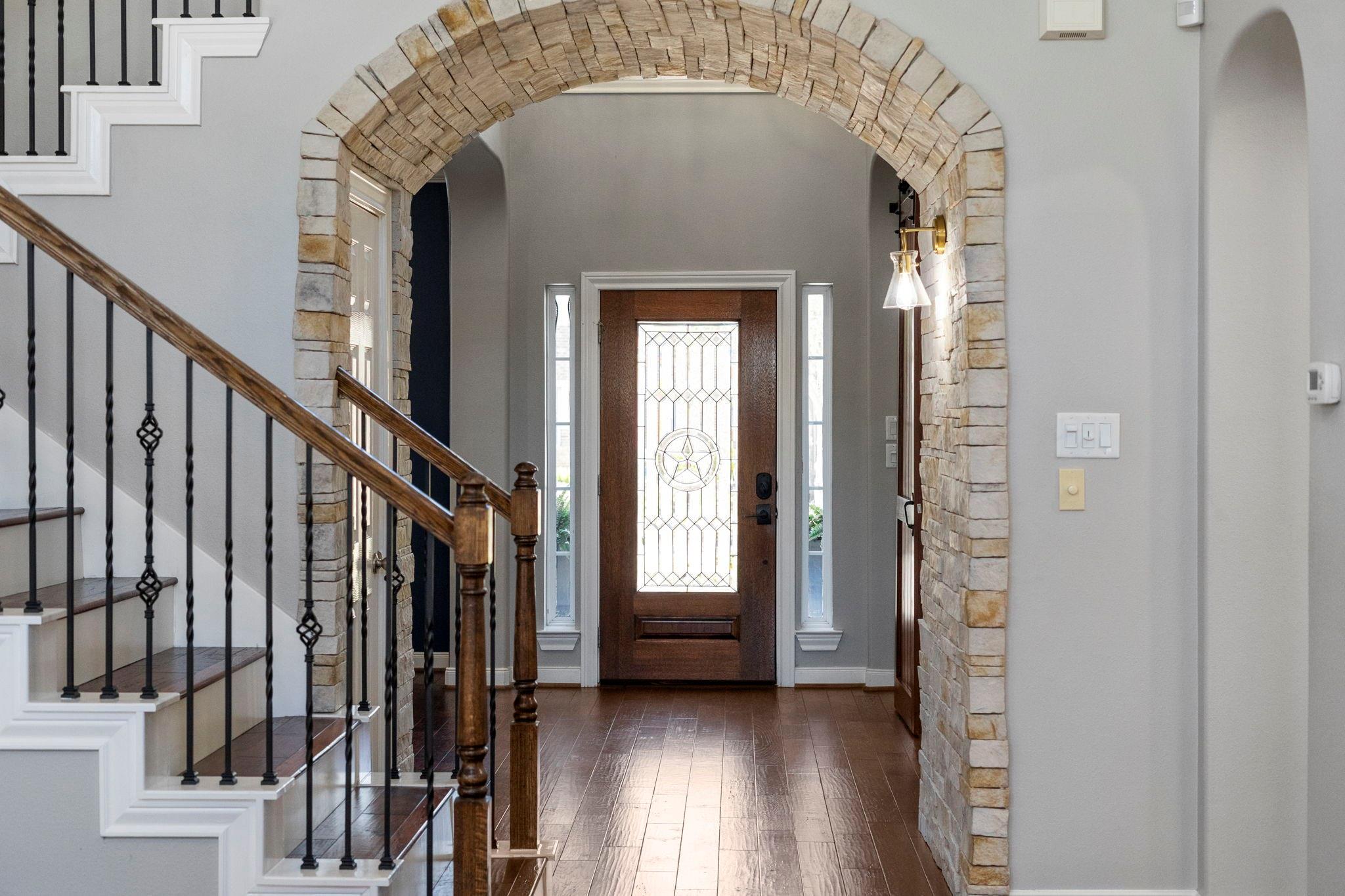 9227 Turtle Pond Lane