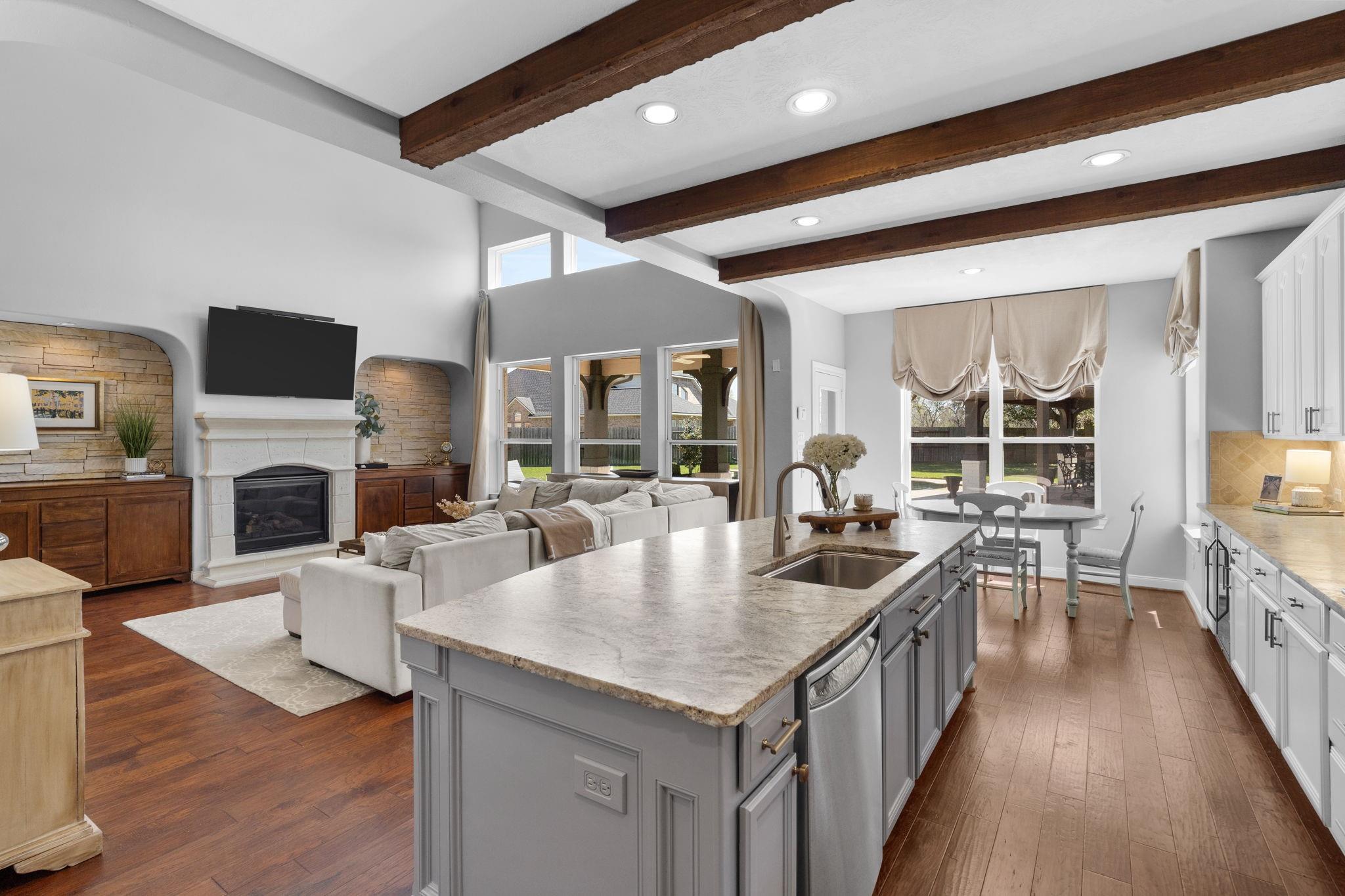 9227 Turtle Pond Lane