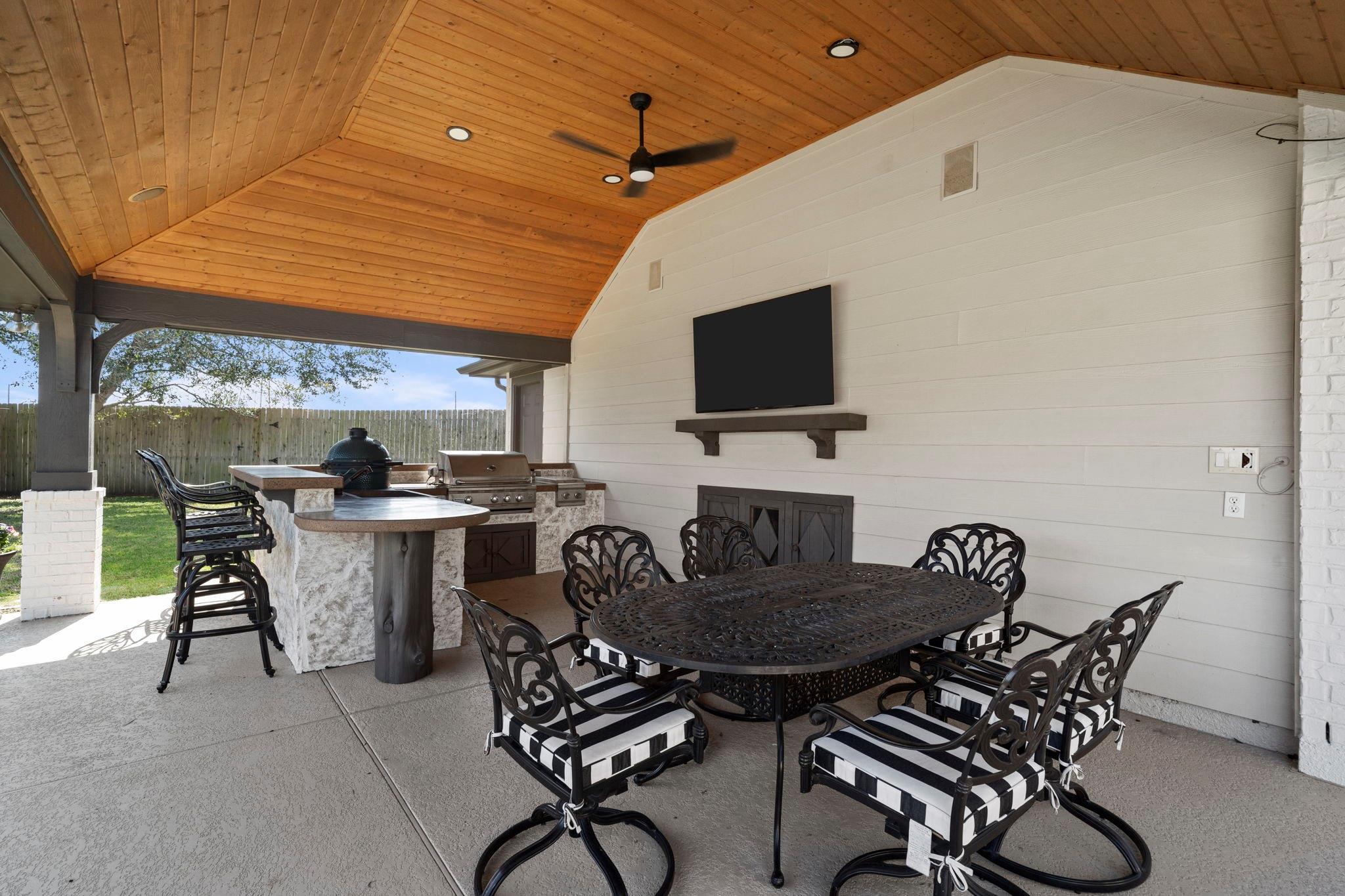 9227 Turtle Pond Lane