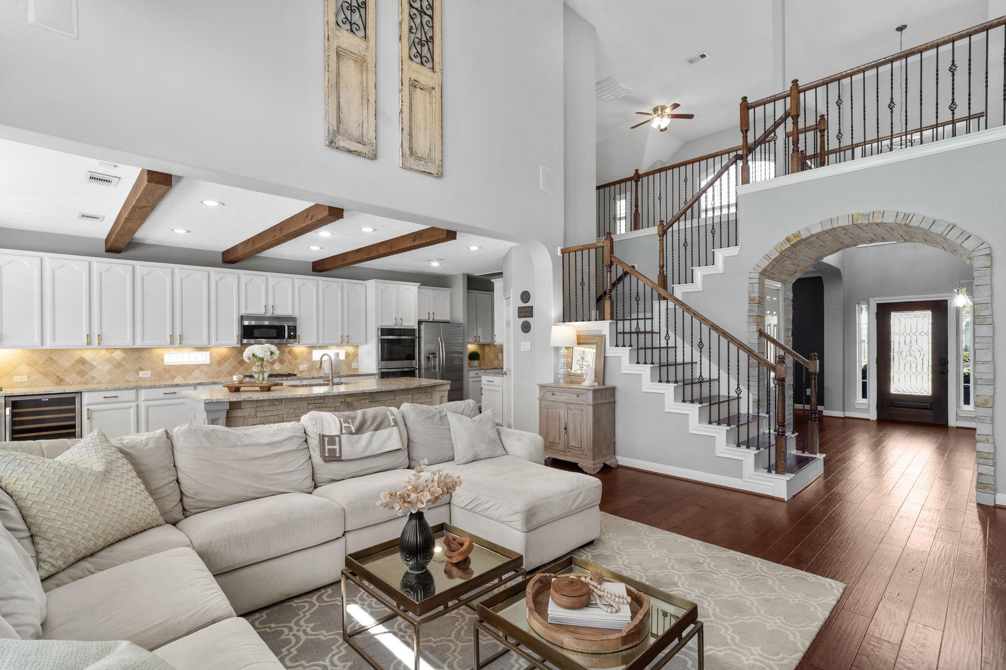 9227 Turtle Pond Lane