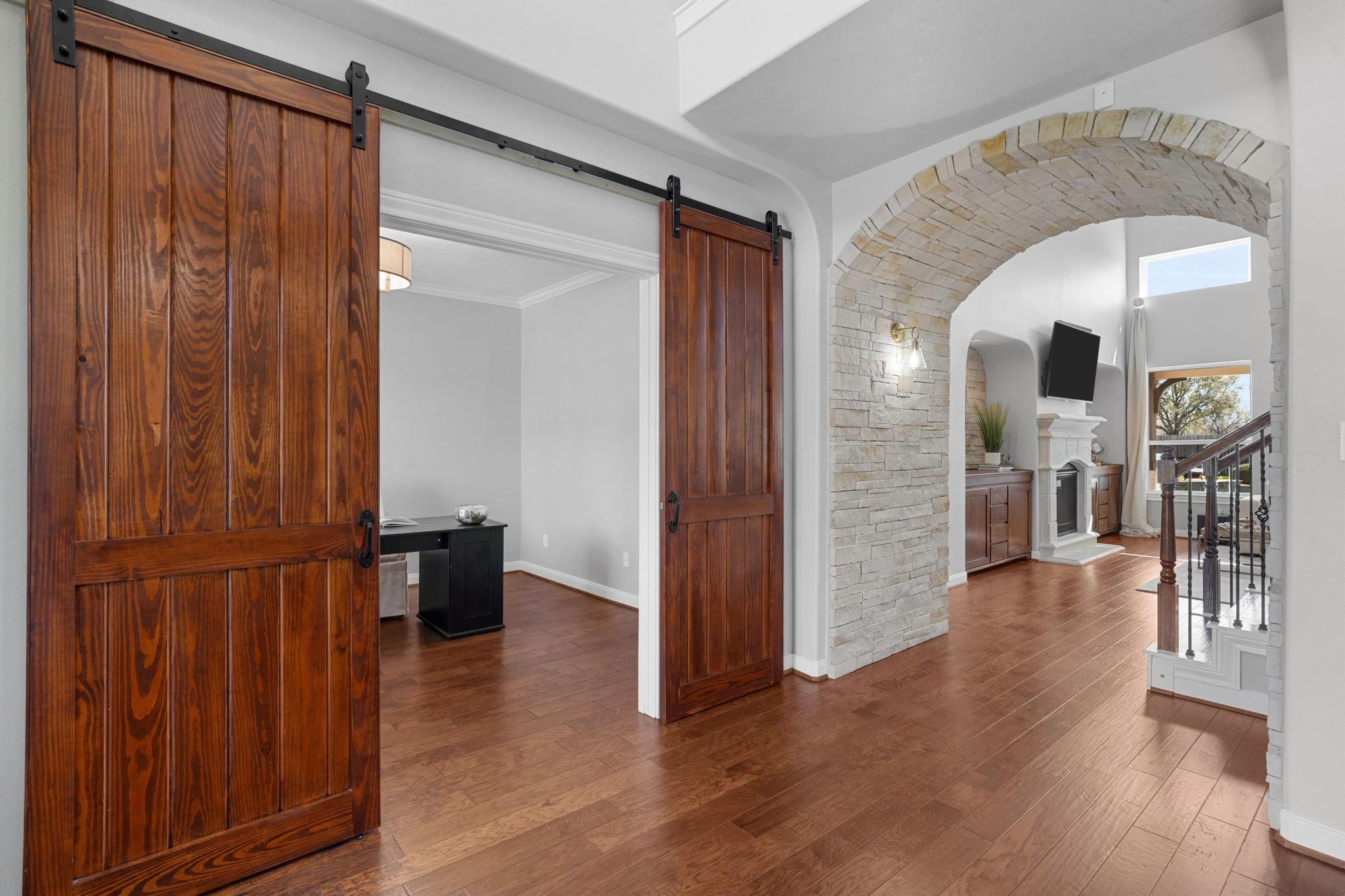 9227 Turtle Pond Lane