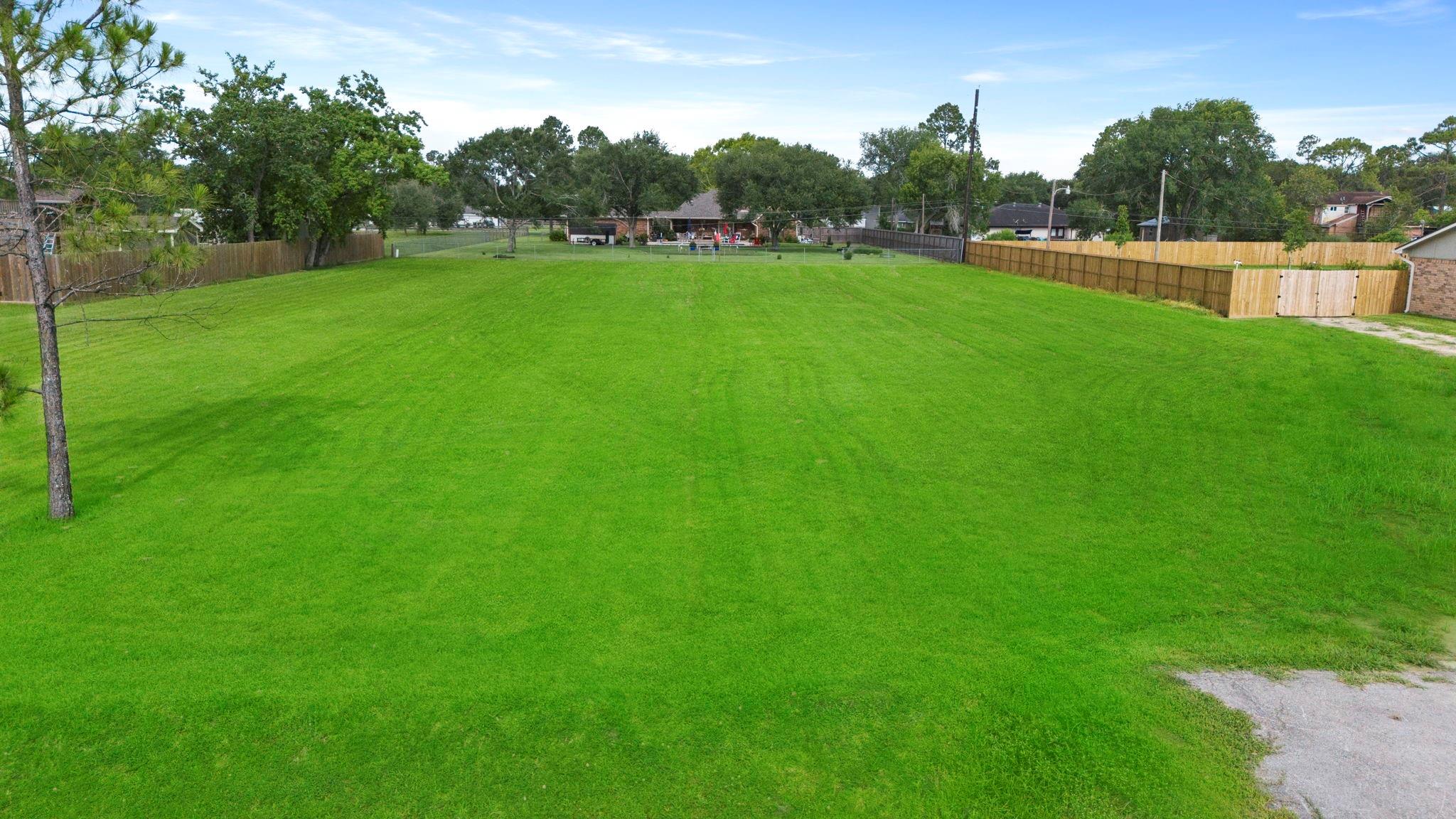 3902 Bluebird Way