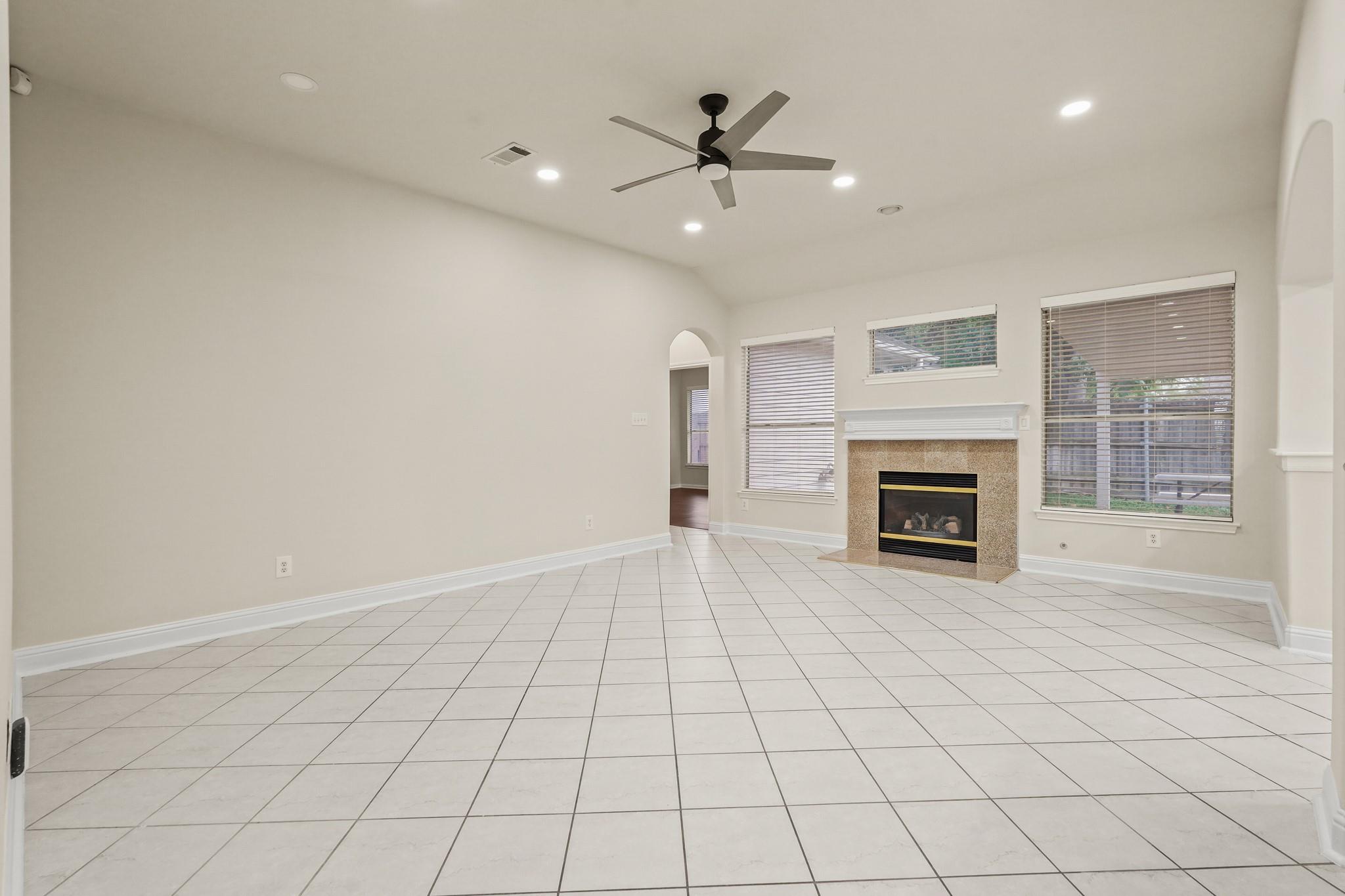 3519 Stratford Plaza Lane