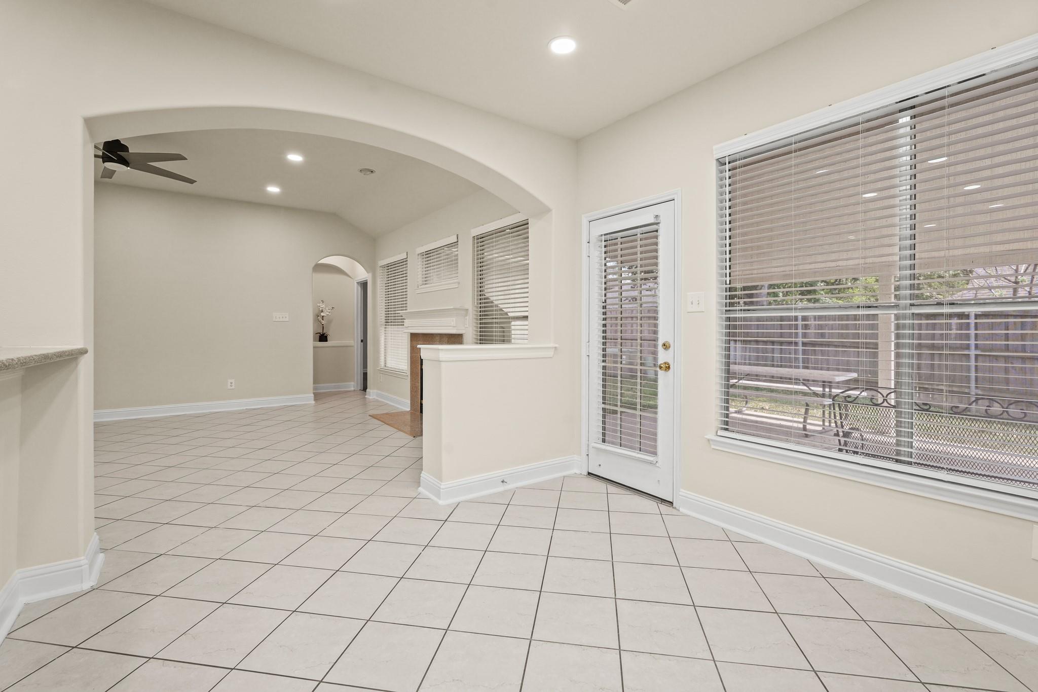 3519 Stratford Plaza Lane