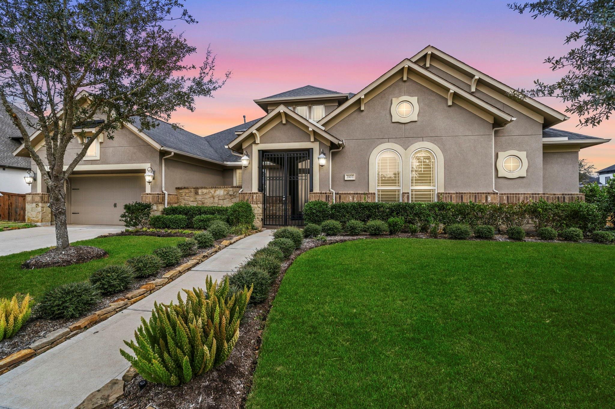 2102 Old Town Drive