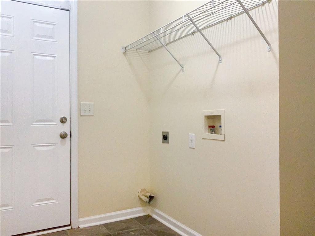 214 Cottage Walk
