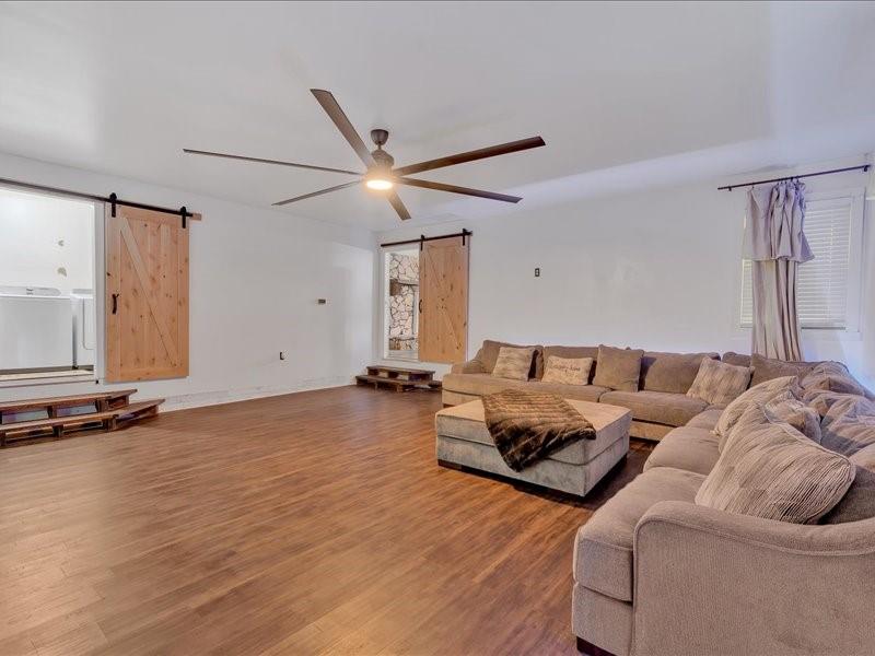 1141 Buchanan Highway