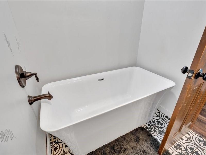 1141 Buchanan Highway