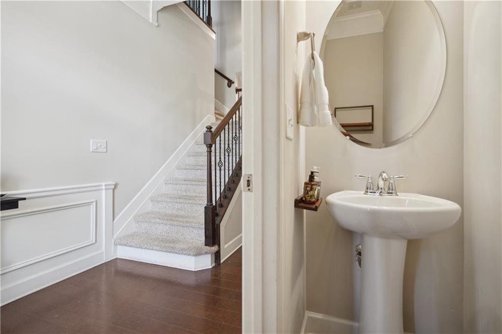 3537 Ashcroft Drive SE