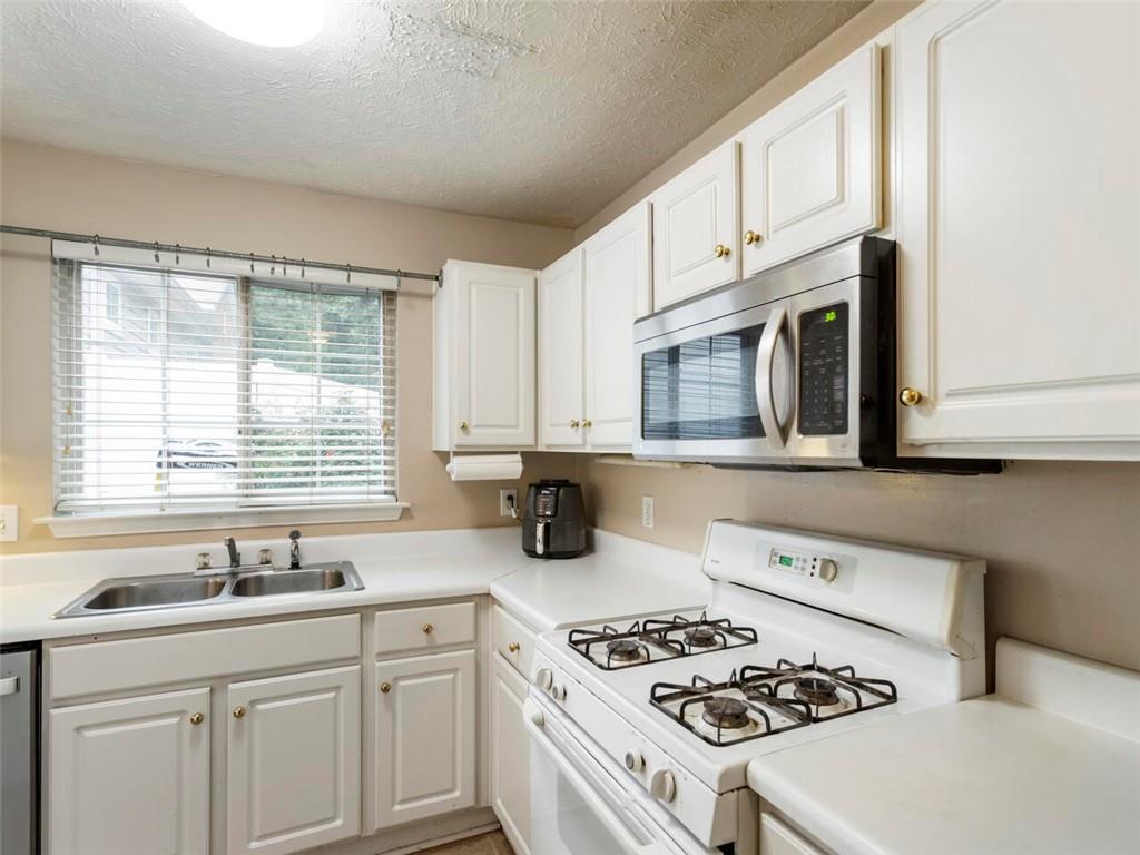 364 Windcroft Circle NW