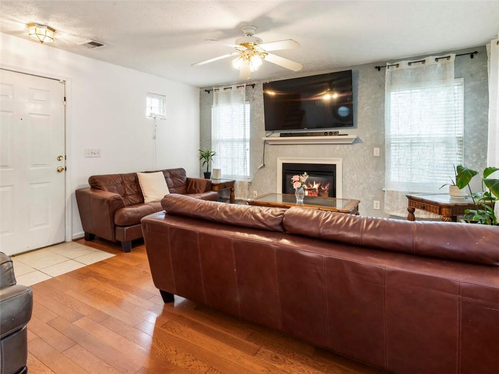 364 Windcroft Circle NW