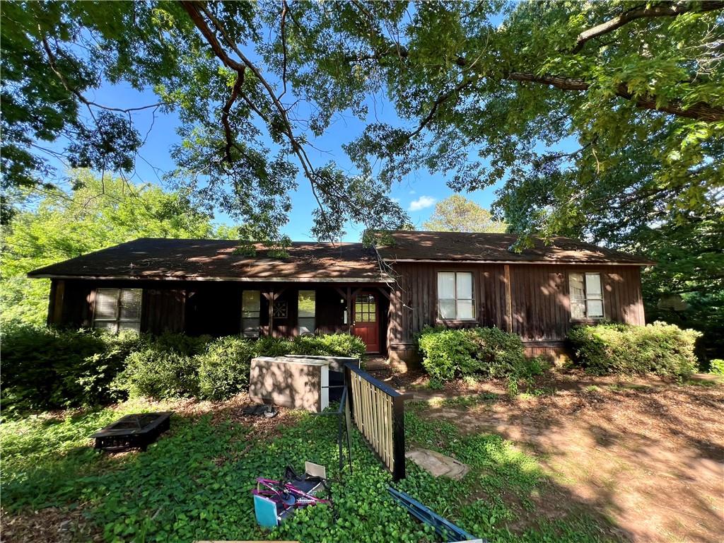 304 Old Farm Road