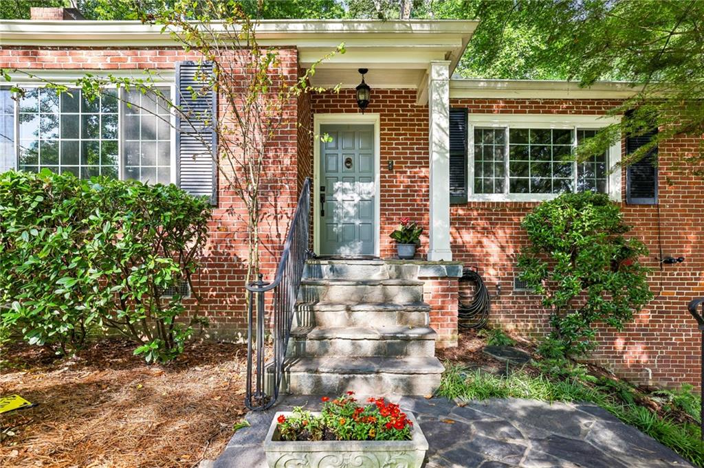 1790 N Rock Springs Road NE