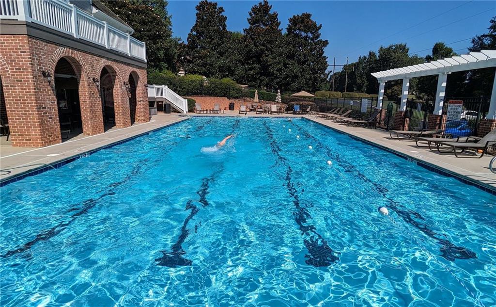 730 Vinings Estates Drive SE