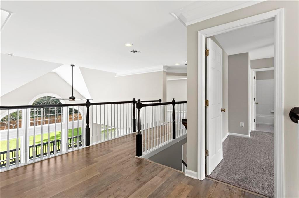 730 Vinings Estates Drive SE