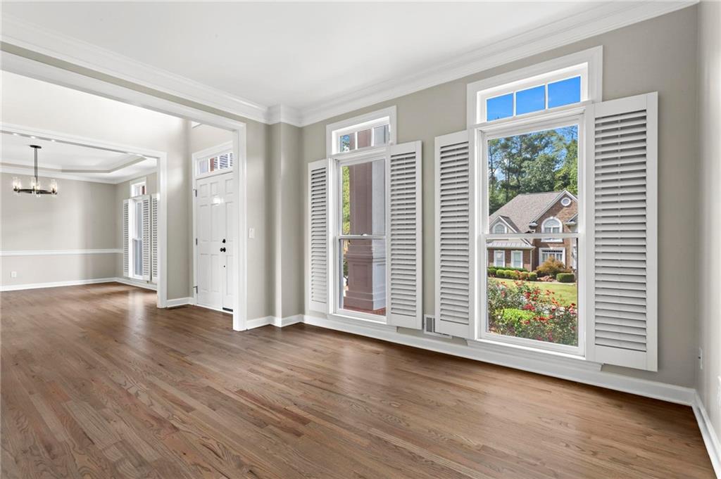 730 Vinings Estates Drive SE