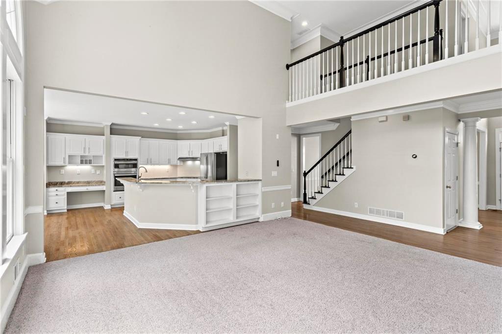 730 Vinings Estates Drive SE