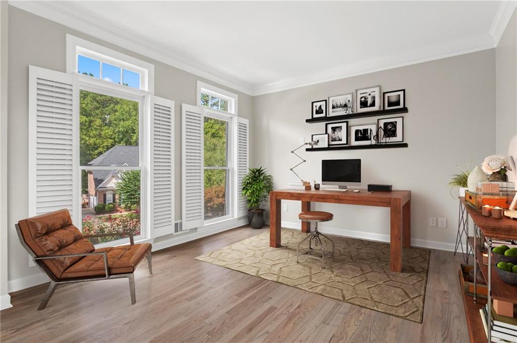 730 Vinings Estates Drive SE