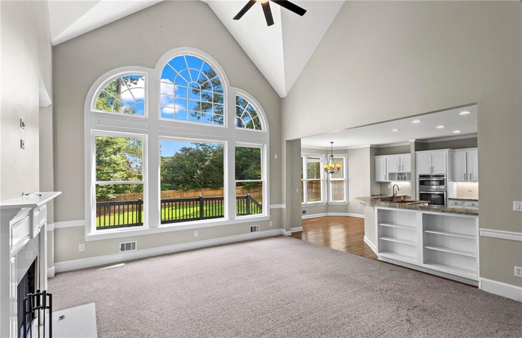 730 Vinings Estates Drive SE