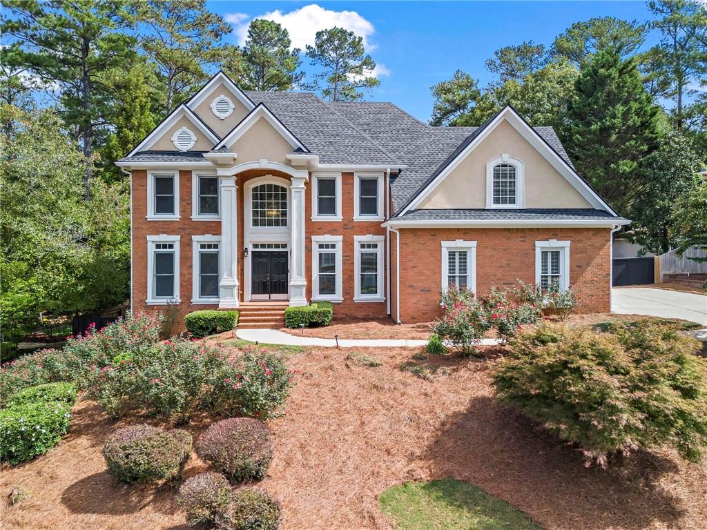 730 Vinings Estates Drive SE