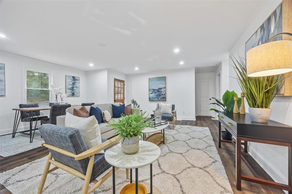 1546 Walker Street SE